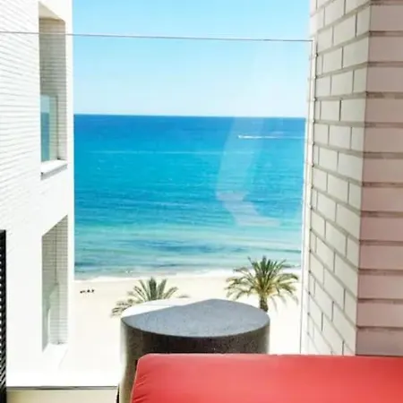 Apartment La Calma Vacations Beachfront In Muchavista Campello